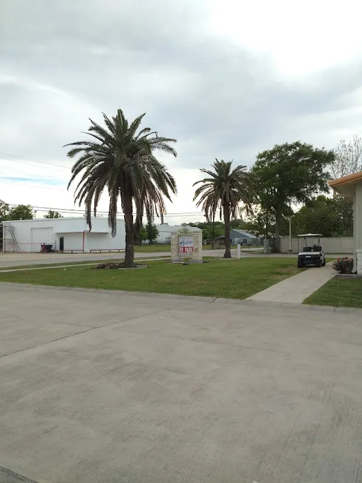 Bay City Holiday RV Park Picture 8