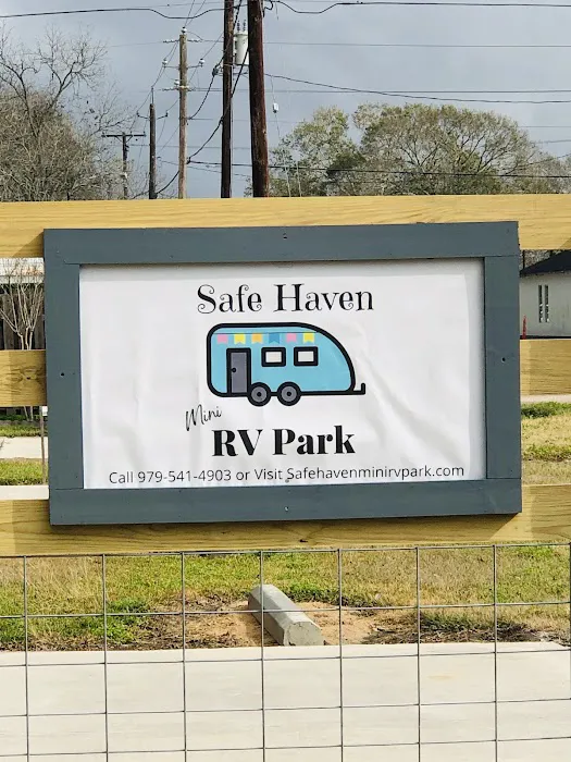 Safe Haven Mini RV Park - Markham, TX Picture 4