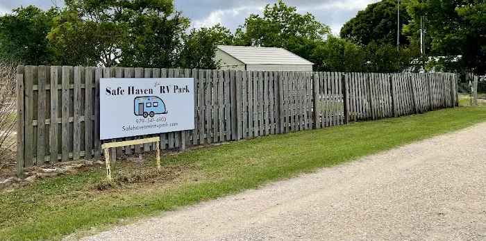 Safe Haven Mini RV Park - Markham, TX Picture 6