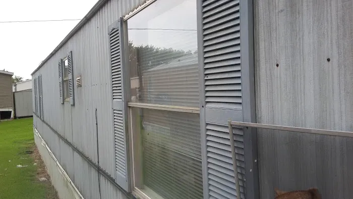 Green Acres Manufactured Home Park Picture 7