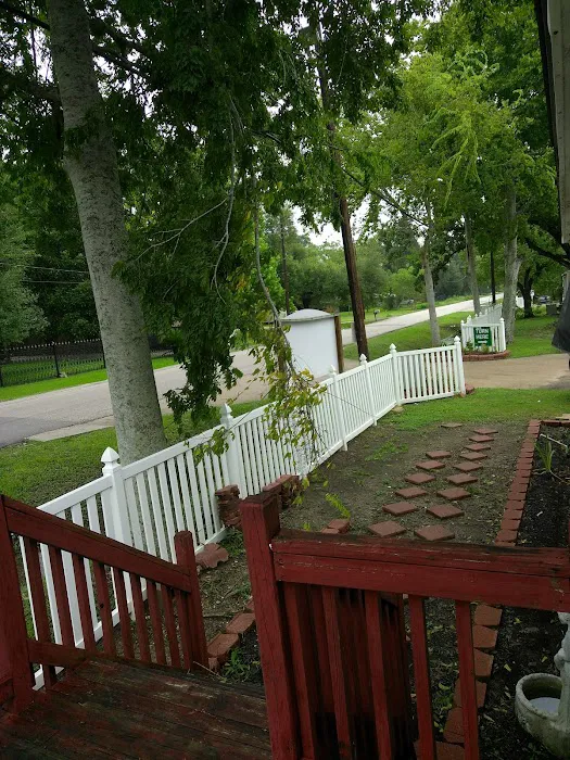 Green Acres Manufactured Home Park Picture 4