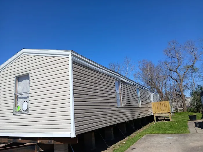 Green Acres Manufactured Home Park Picture 9