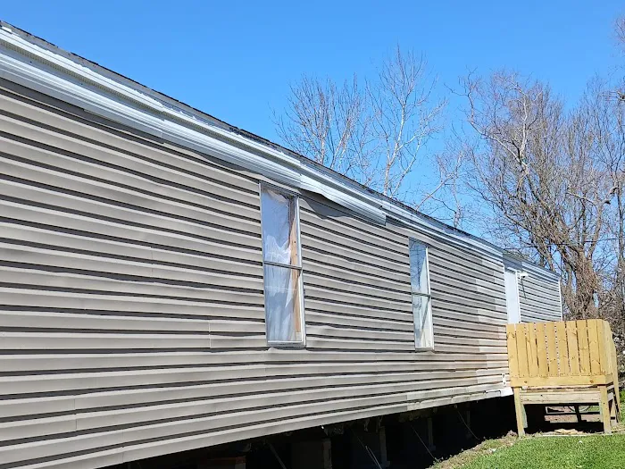 Green Acres Manufactured Home Park Picture 8