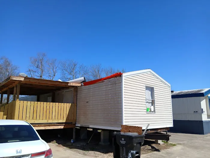 Green Acres Manufactured Home Park Picture 6