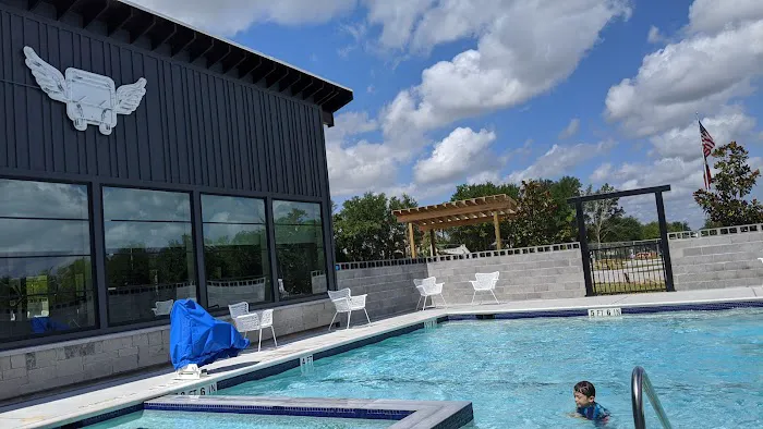 Eric & Jay's RV Resort Picture 3