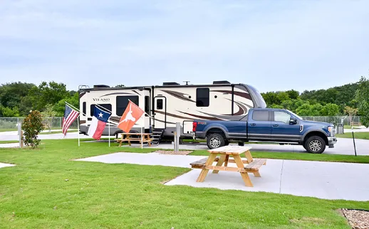 Eric & Jay's RV Resort Picture 7