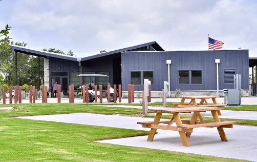 Eric & Jay's RV Resort Picture 8
