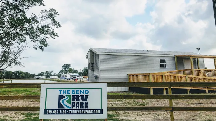 The Bend RV Park Picture 9
