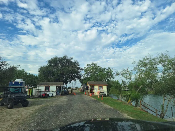 Twin Lakes RV Resort Picture 8