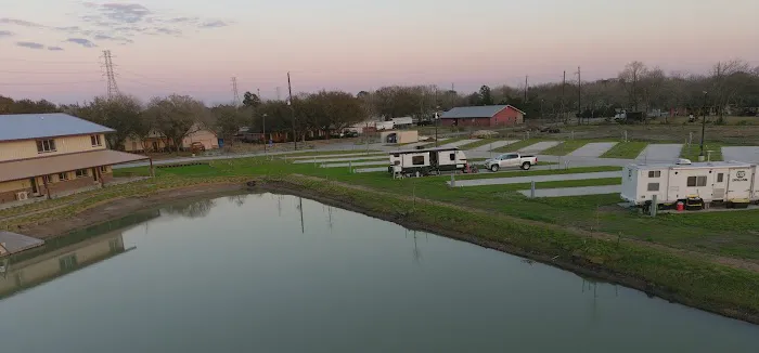 Cullen RV Resort Picture 1