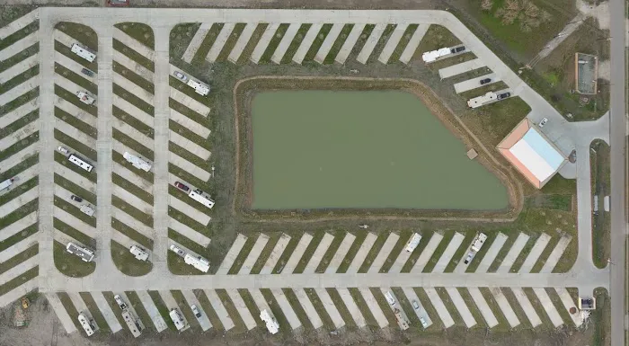 Cullen RV Resort Picture 8