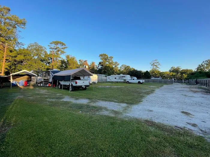 East houston RV park Picture 4