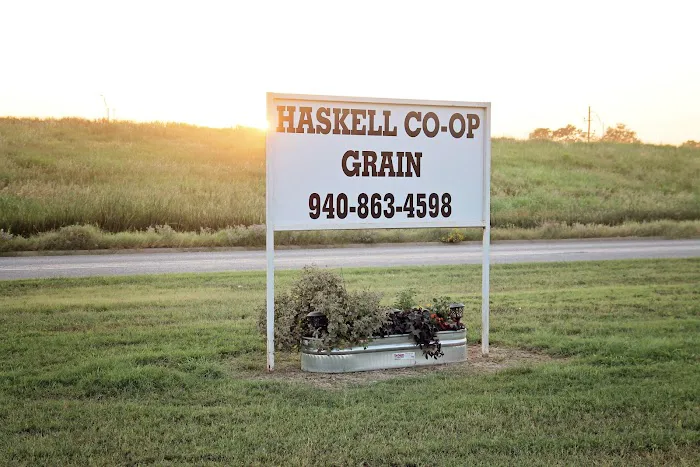 Haskell Co-Op RV Park Picture 9