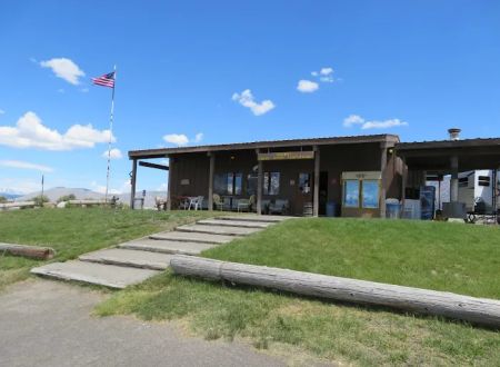 Brown's Owens River Campground