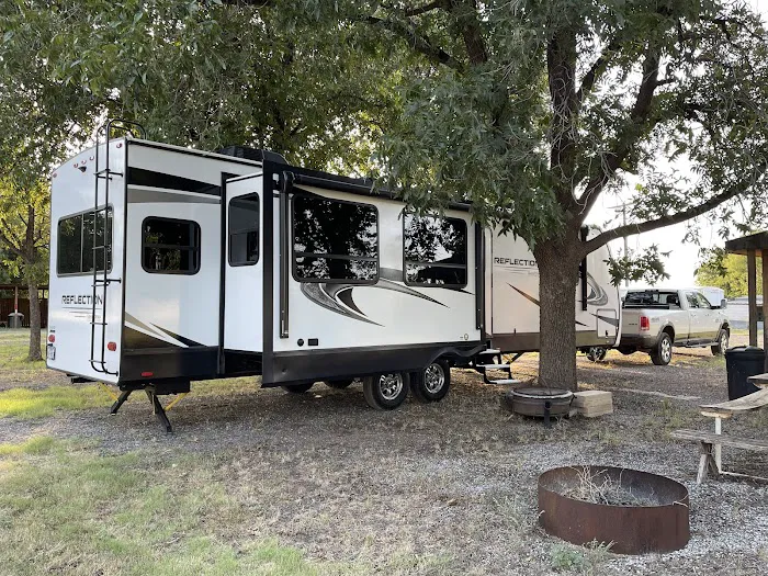 ABC RV PARK Picture 3