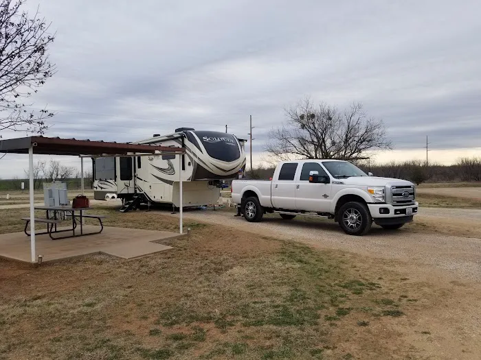 Rain Tree RV Park Picture 1