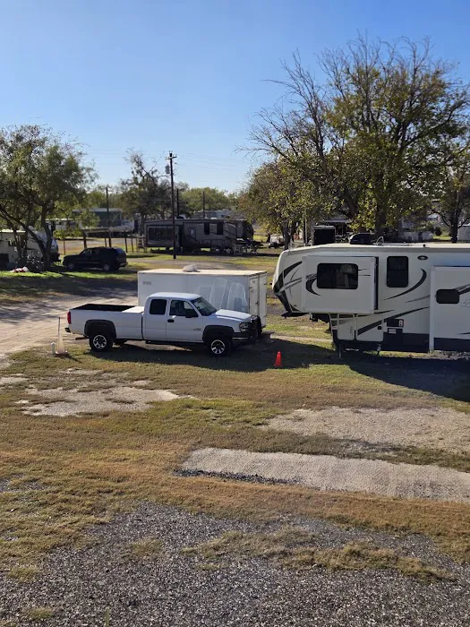 Huling RV Park Picture 10