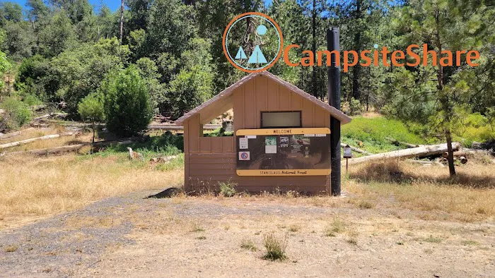 Montgomery Gultch Campground Picture 3
