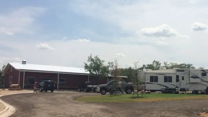 Bar J Hitchin' Post RV Park Picture 4