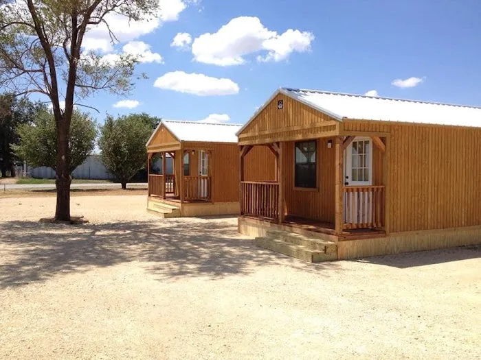 Stone Tower RV Park & Cabins Picture 5