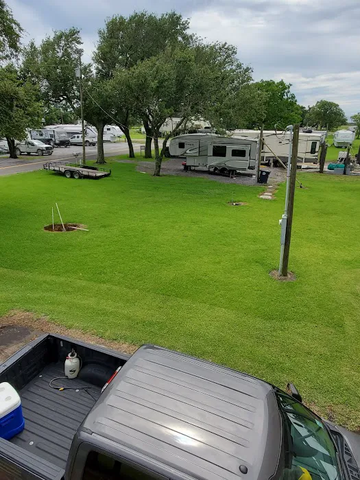 Charles RV Park Picture 5