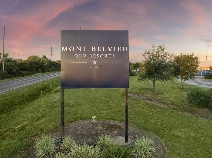 Mont Belvieu RV Resort by QRV Picture 8