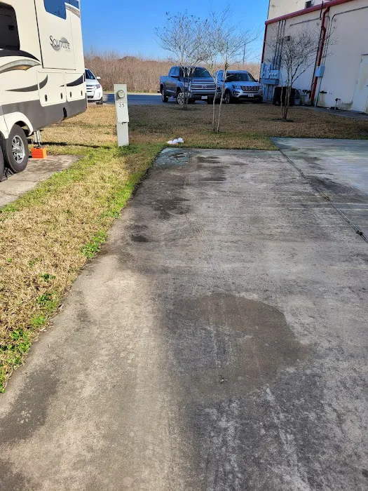 Buzzards Roost RV Park Picture 4
