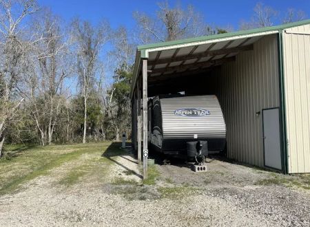 Eagle Cove RV park near Baytown and Mont Belvieu and Cove