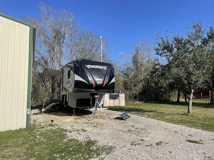 Eagle Cove RV park near Baytown and Mont Belvieu and Cove Picture 6