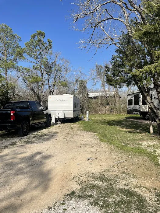 Eagle Cove RV park near Baytown and Mont Belvieu and Cove Picture 7