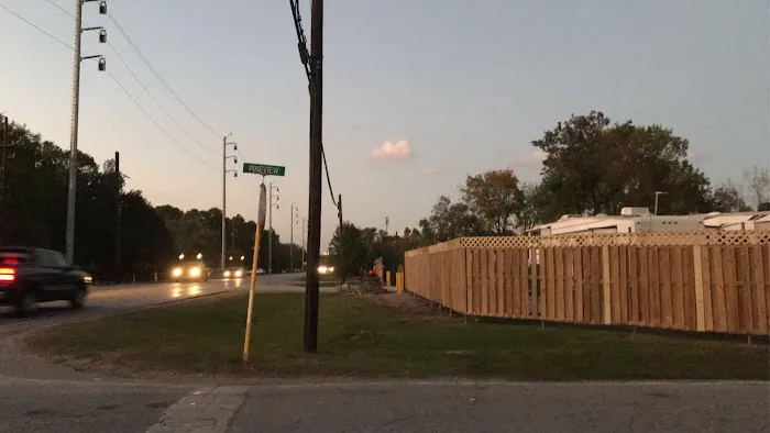 Bayou Country RV Park Picture 6