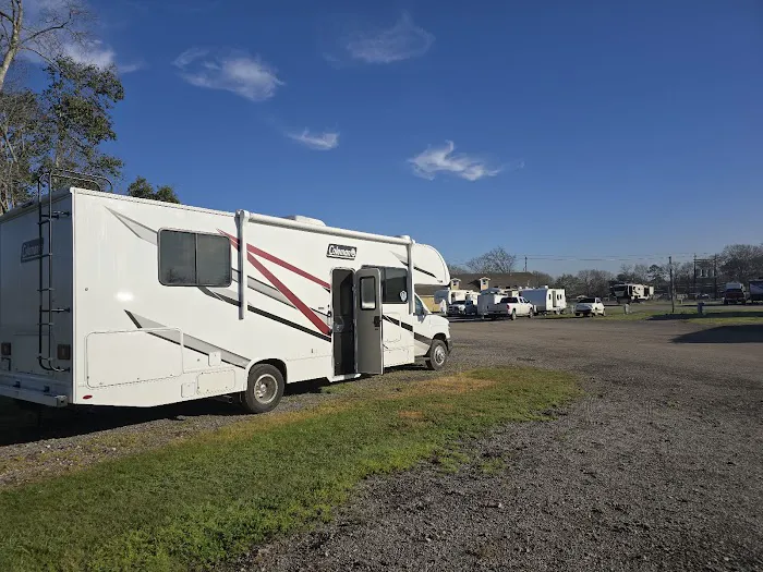 Highlands RV Park Picture 2