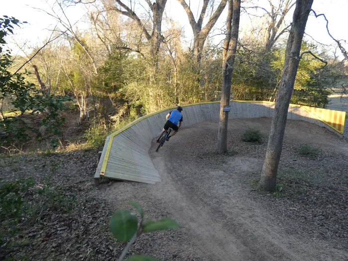 Bluff Creek Ranch (Mountain Biking Trails) Picture 8