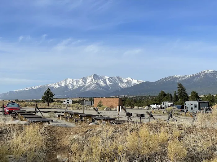 Railroad Bridge Campground Picture 3