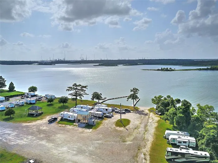 Red Ear River - Boat and RV Park Picture 4