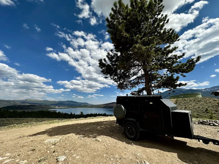 Twin lakes free camping Picture 6