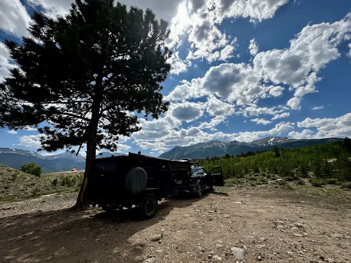 Twin lakes free camping Picture 10