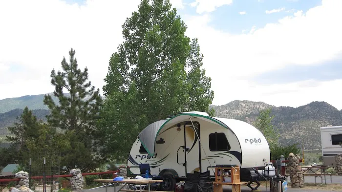 Arrowhead Point Camping Resort Picture 3