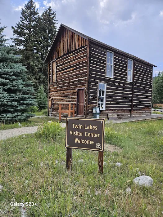 Twin Lakes Area North Picture 8