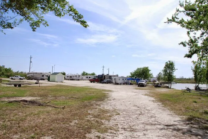 Alligator Alley RV Park Picture 9