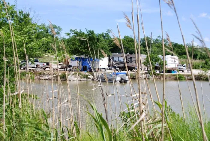 Alligator Alley RV Park Picture 7