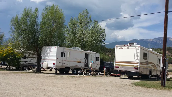 Arkansas River Rim Campground Picture 5