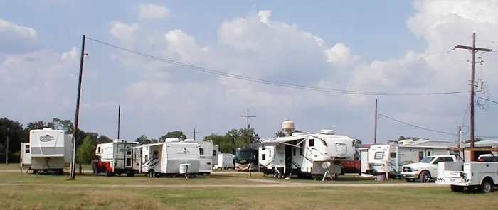 Anahuac RV Park Picture 6