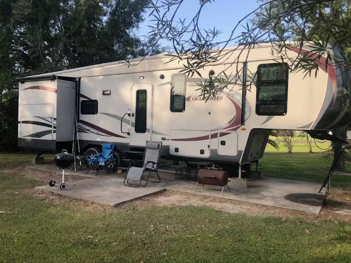 Trinity Bay RV & Lodging Picture 2