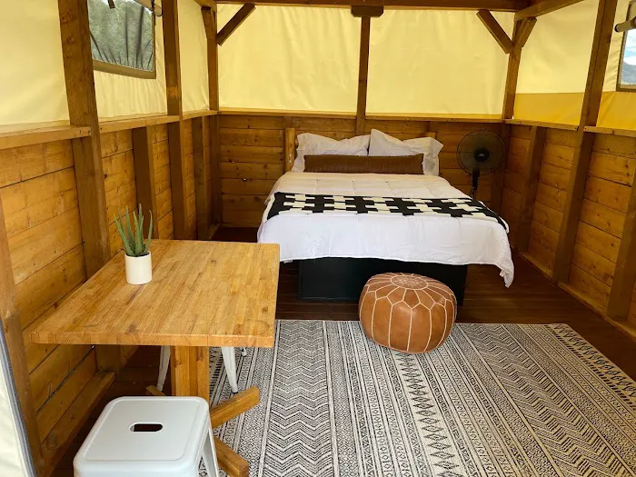 BV Overlook Camp & Lodging Picture 4