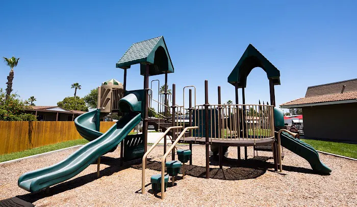 Santiago Parkside Estates Picture 7