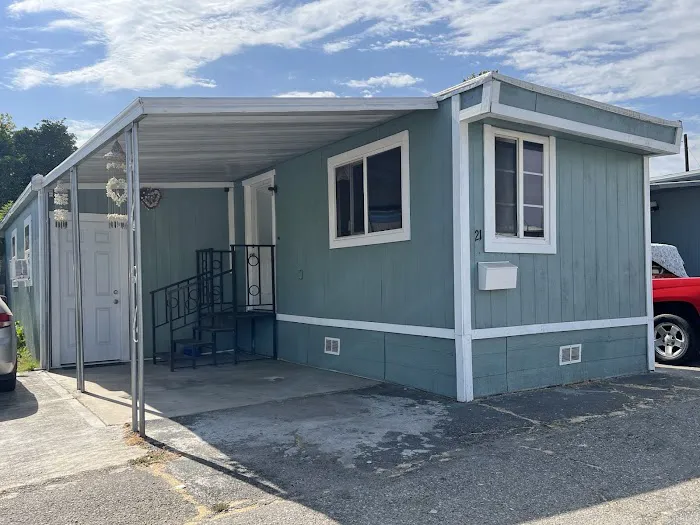 Colton Mobile Home Park Picture 3