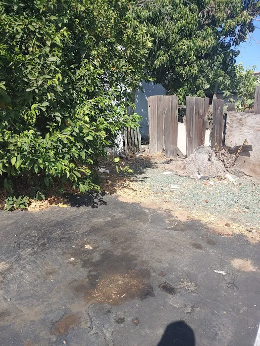 El Dorado Mobile Home Park Picture 8