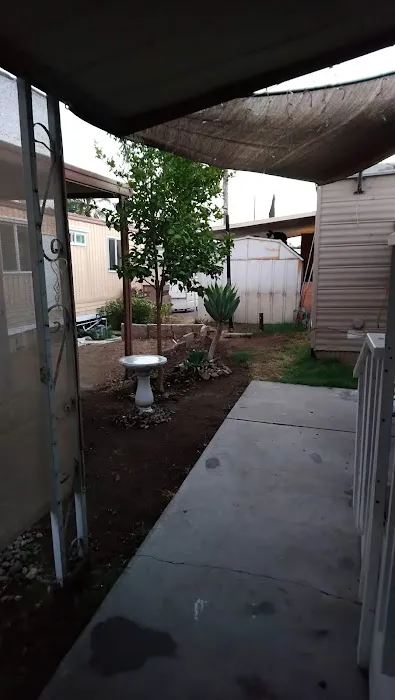 Arrow Lane Mobile Home Park Picture 8