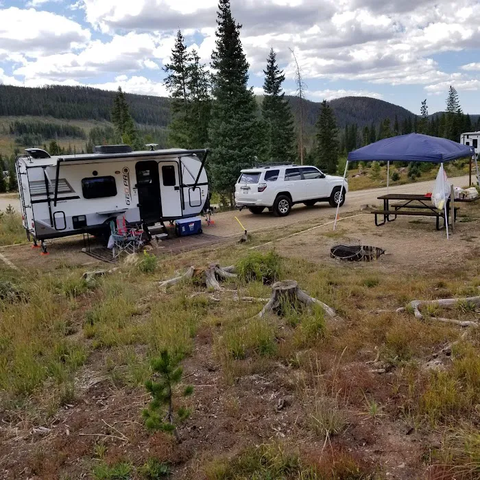 Ranger Lakes Campground Picture 4